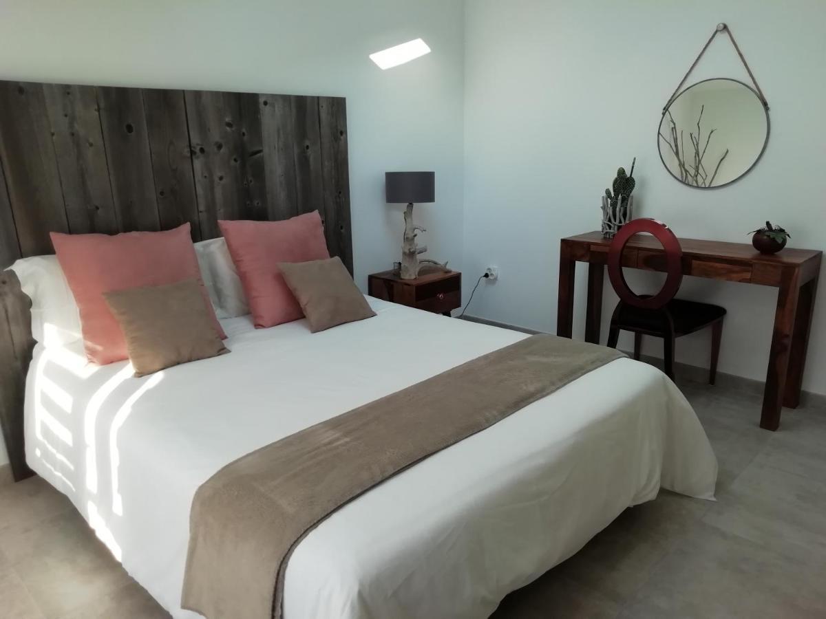 Appartement Au Dessus De La Maison Du Saunier Salin-de-Giraud Eksteriør bilde