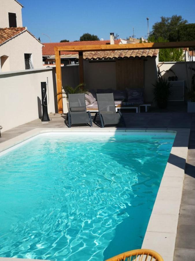 Appartement Au Dessus De La Maison Du Saunier Salin-de-Giraud Eksteriør bilde