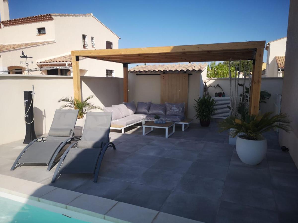 Appartement Au Dessus De La Maison Du Saunier Salin-de-Giraud Eksteriør bilde